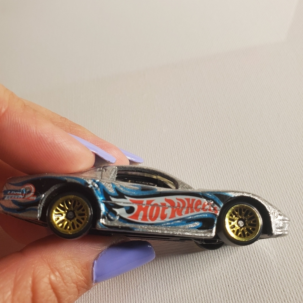Vintage 1998- Olds Aurora GTS-1 Hot Wheel - Picture 6 of 7